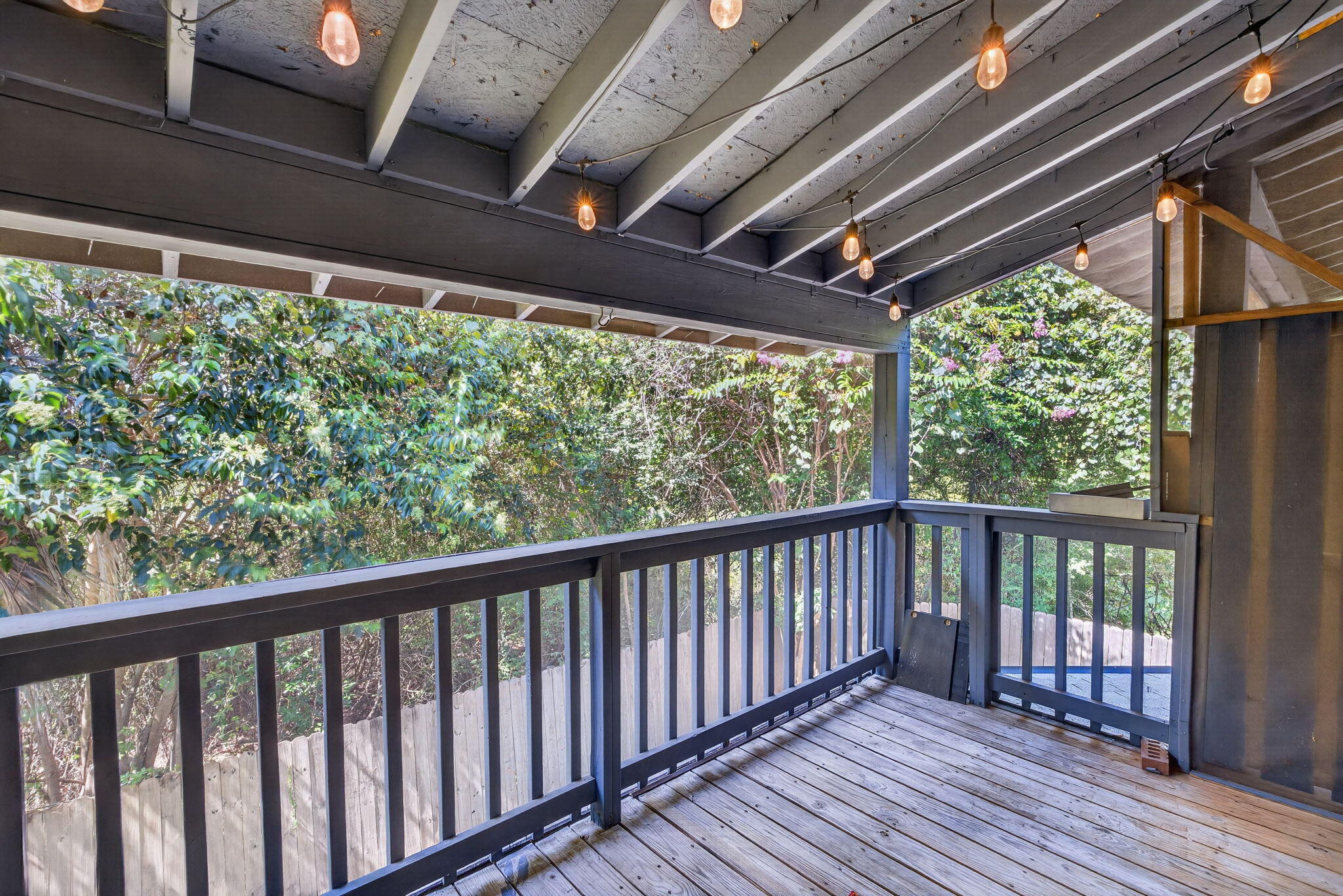 1530 Fort Johnson Road, Unit 1L Charleston, SC 29412 - Photo 13 of 29 Screened Porch