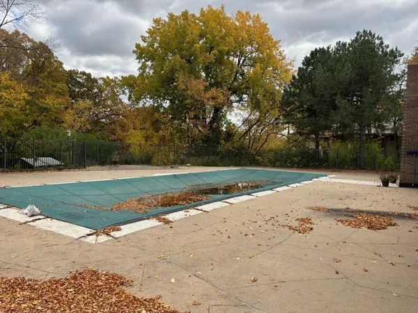 $189,900 | 6075 Lincoln Drive, Unit 201, Edina, MN 55436