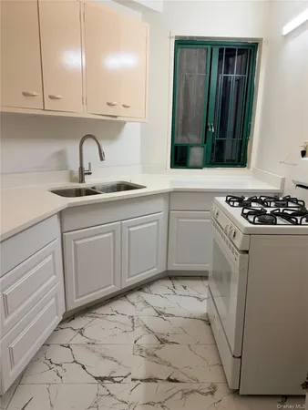 $270,000 | 1938 East Tremont Avenue, Unit 1G | Parkchester