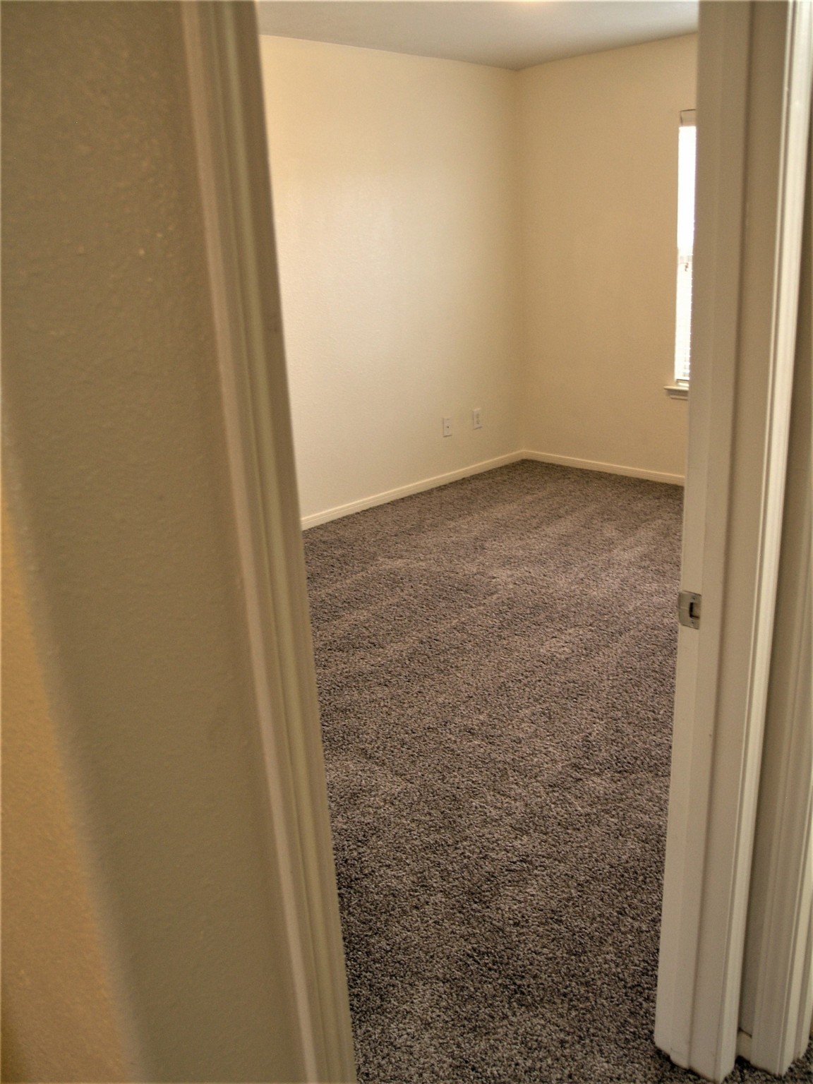 2926 Meadowglen Crest Houston, TX 77082 - Photo 10 of 22 Bedroom 1