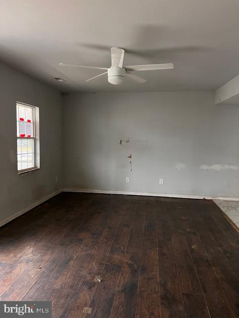 7832 East Shore Road Pasadena, MD 21122 - Photo 5 of 20 Gallery Image 5