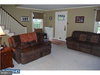 212 Rockglen Road Wynnewood, PA 19096 - Photo 3 of 10 Living Room