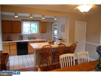 212 Rockglen Road Wynnewood, PA 19096 - Photo 5 of 10 Kitchen