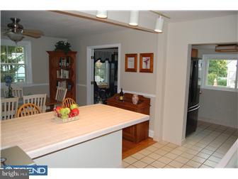 212 Rockglen Road Wynnewood, PA 19096 - Photo 6 of 10 Kitchen