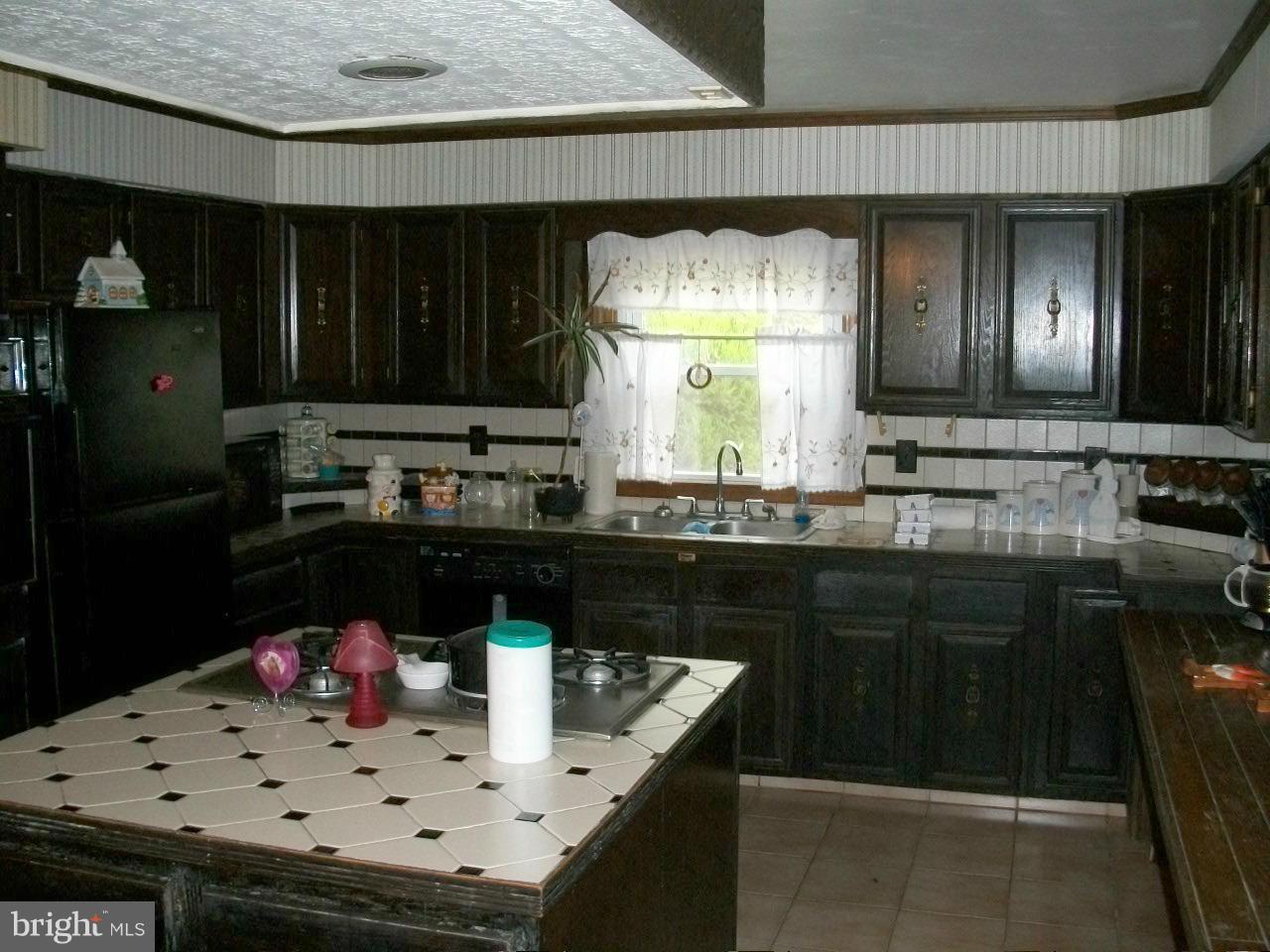 4729 Fawn Grove Road Pylesville, MD 21132 - Photo 11 of 22 Kitchen