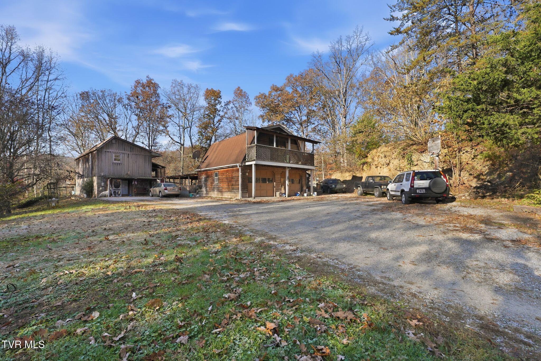 247 Foster Road Rocky Top, TN 37769 - Photo 37 of 42 21_247_Foster_Rd_Rocky_Top_TN_37769_USA-
