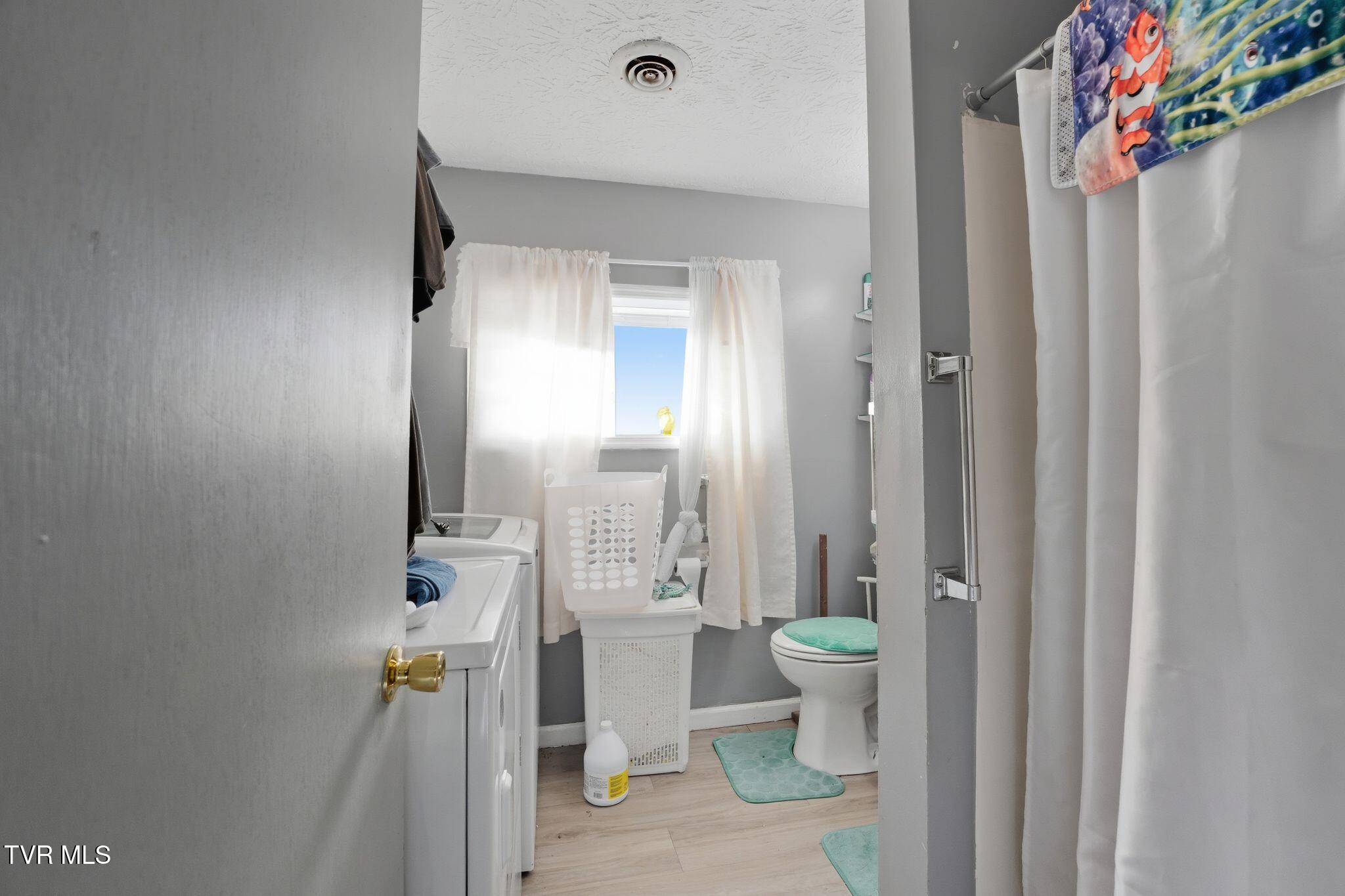 247 Foster Road Rocky Top, TN 37769 - Photo 5 of 42 55_247_Foster_Rd_Rocky_Top_TN_37769_USA-