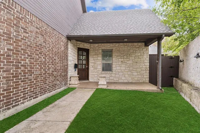 $759,000 | 5200 Longview Street, Dallas, TX 75206
