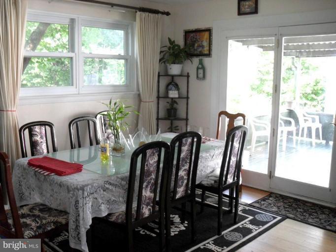 5300 Ferndale Street Springfield, VA 22151 - Photo 3 of 14 Dining Room