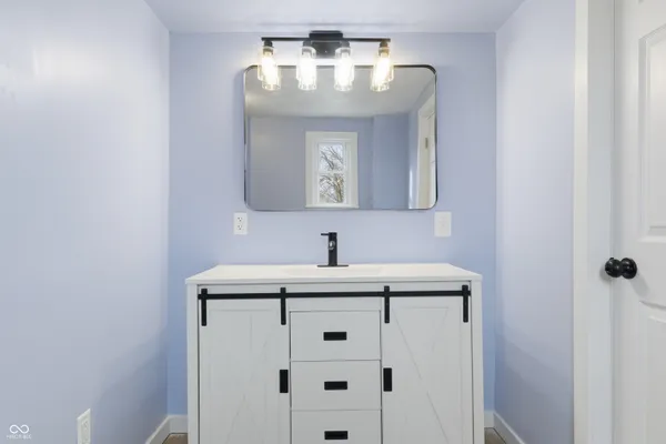$159,900 | 523 Summit Avenue, Connersville, IN 47331