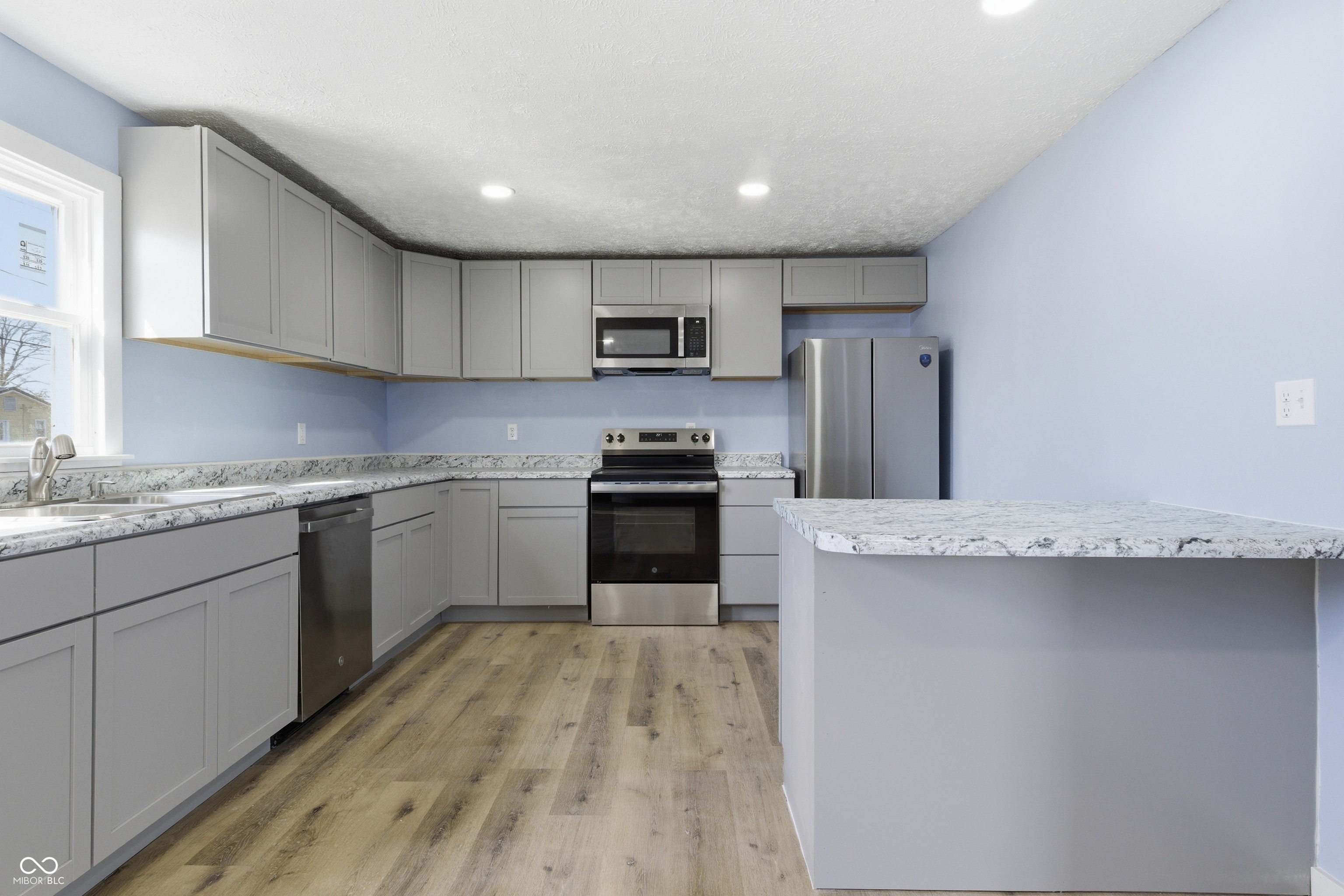 523 Summit Avenue Connersville, IN 47331 - Photo 7 of 24