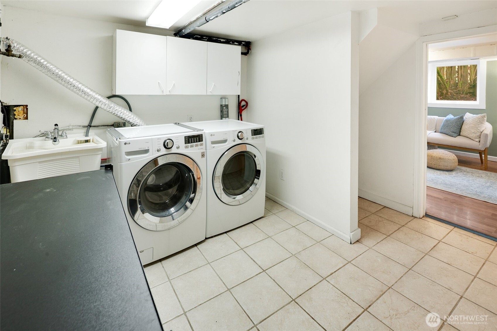 920 North 102nd Street Seattle, WA 98133 - Photo 31 of 38