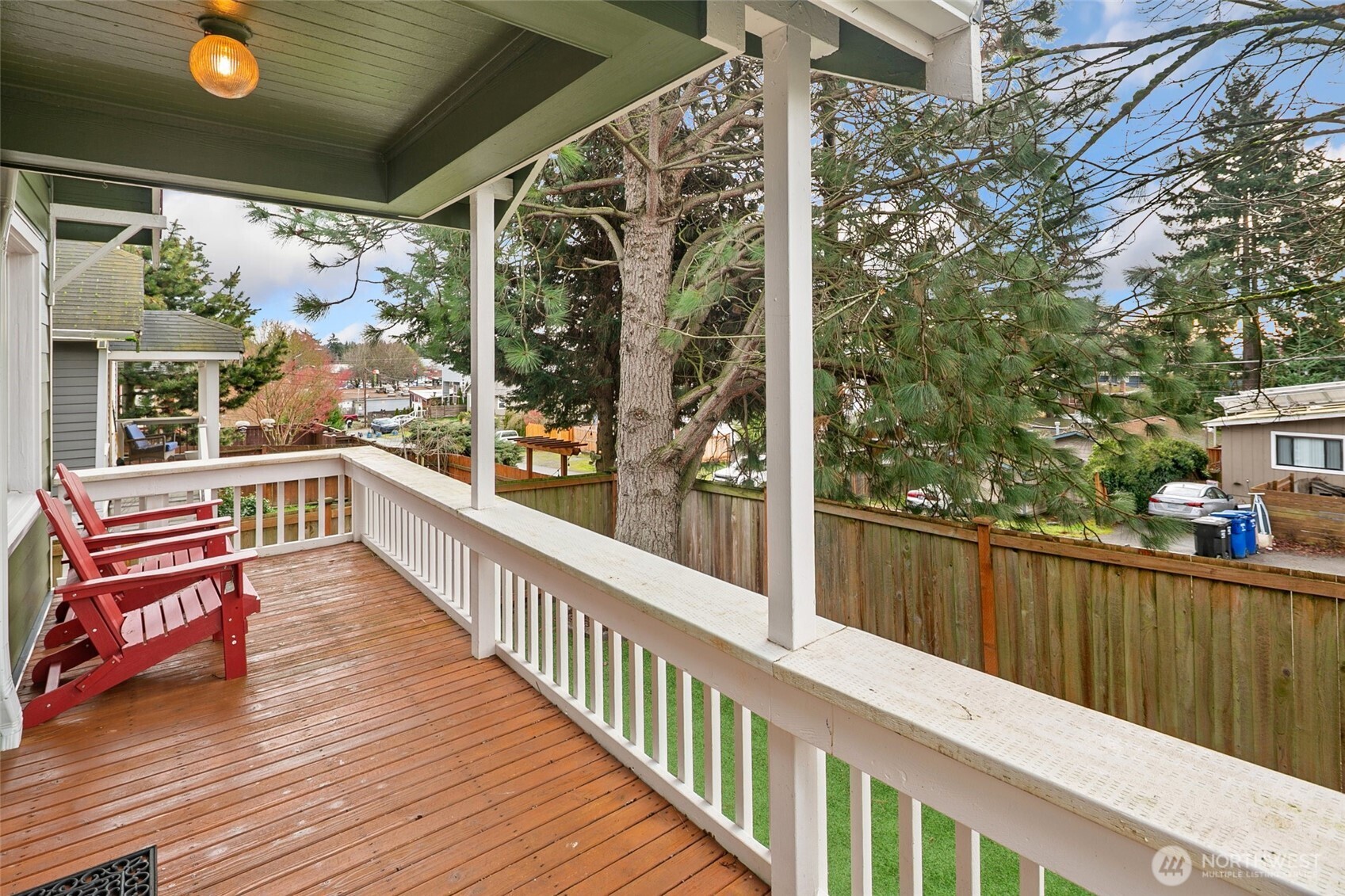 920 North 102nd Street Seattle, WA 98133 - Photo 35 of 38