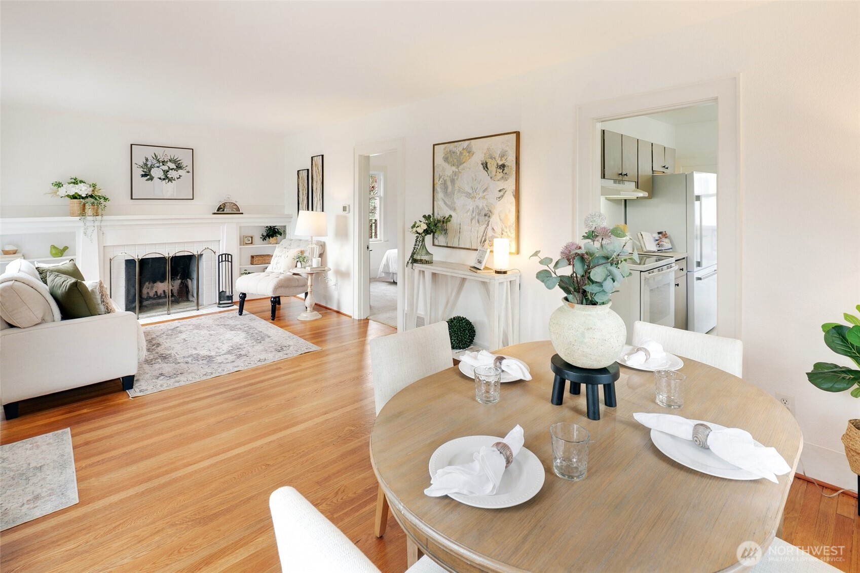 920 North 102nd Street Seattle, WA 98133 - Photo 10 of 38