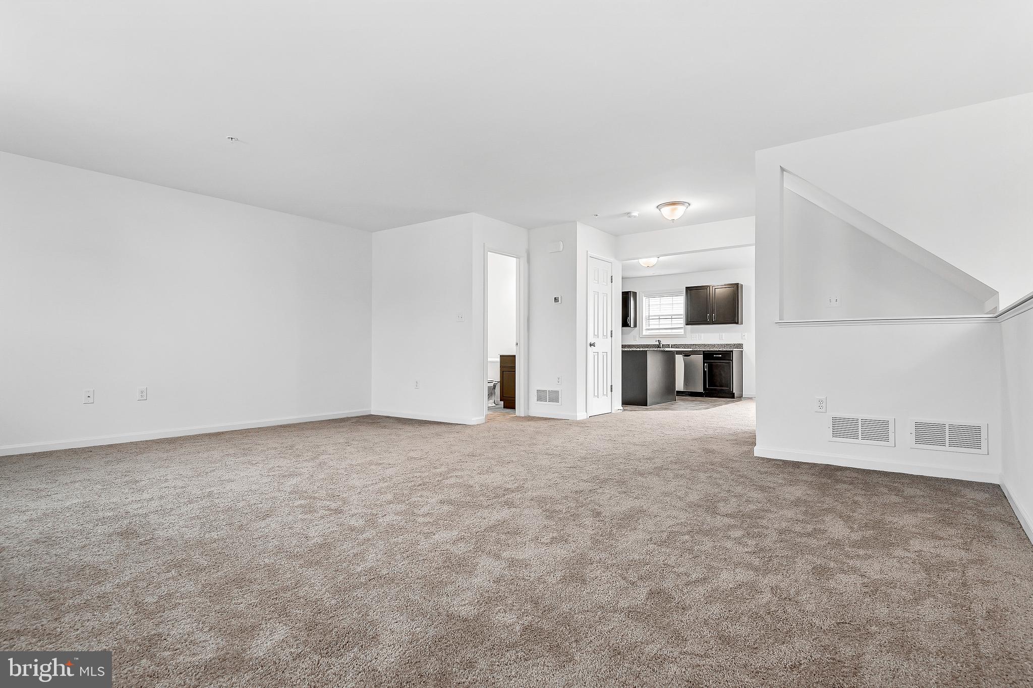 2316 Bartlett Road Harrisburg, PA 17110 - Photo 6 of 32 Photo of similar model. Colors & flooring differs