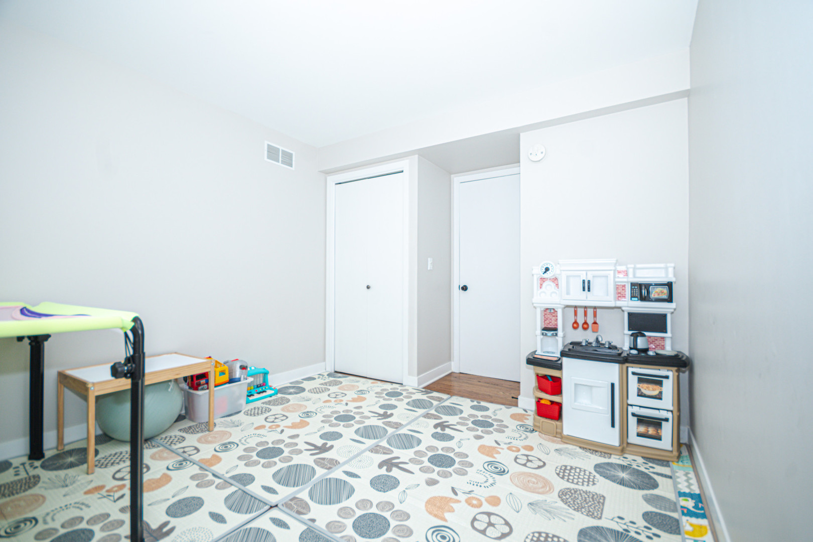 7942 West Addison Street, Unit 1 Chicago, IL 60634 - Photo 15 of 27