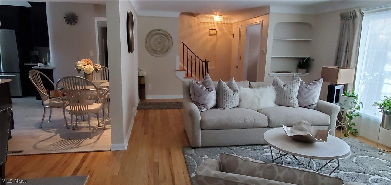 3548 Fenley Road Cleveland, OH 44121 - Photo 5 of 24 Gallery Image 5