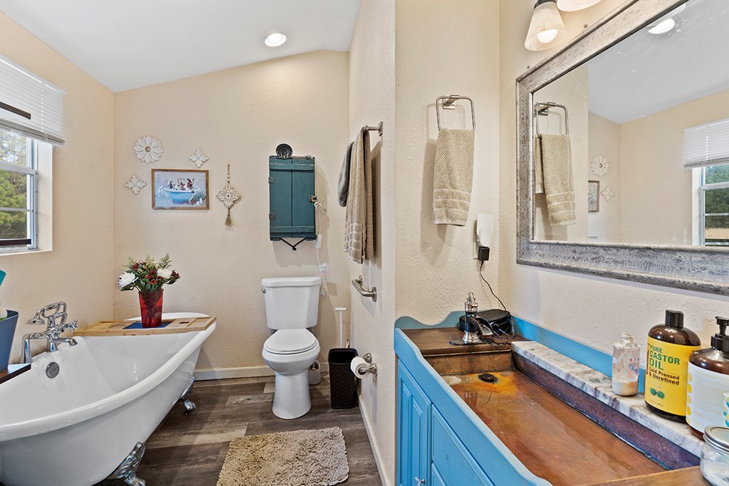 222 County Rd S-1-115 Iva, SC 29655 - Photo 8 of 19 Gallery Image 8