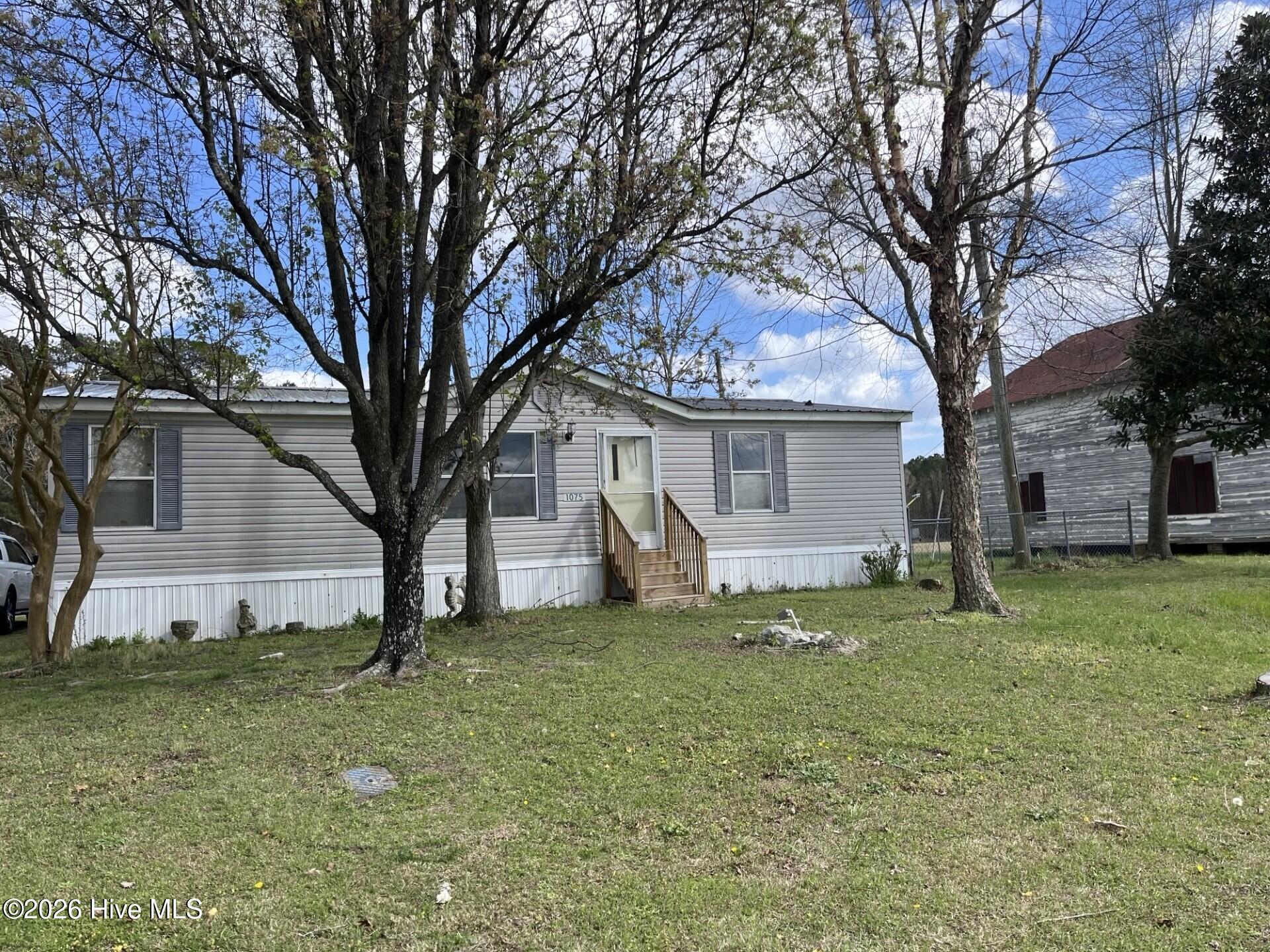 1111 Evan Perry Road Jamesville, NC 27846 - Photo 2 of 5 jamesville front