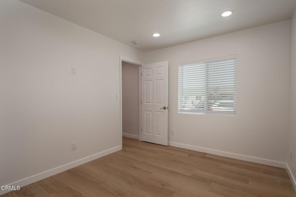 1004 Jurymast Drive, Unit 2 Oxnard, CA 93030 - Photo 5 of 6