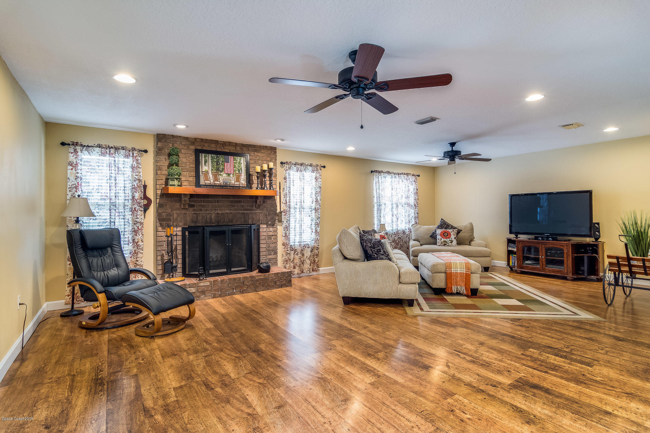 3775 Hield Road Melbourne, FL 32904 - Photo 19 of 86 Family Room