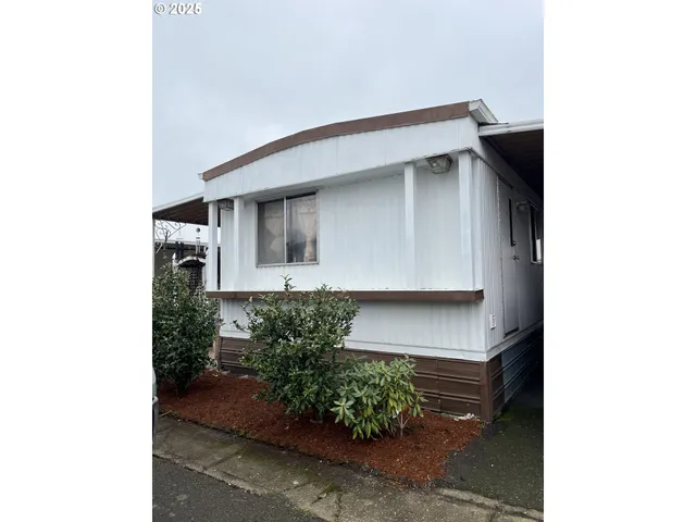 $54,900 | 2901 East 2nd Street, Unit 126, Newberg, OR 97132