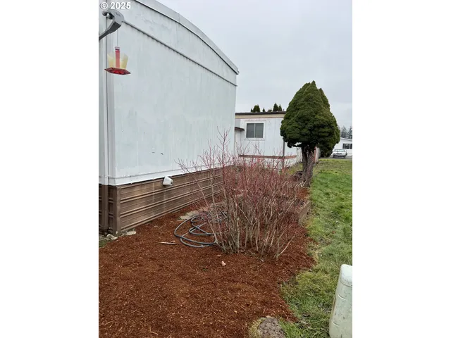 $49,900 | 2901 East 2nd Street, Unit 126, Newberg, OR 97132