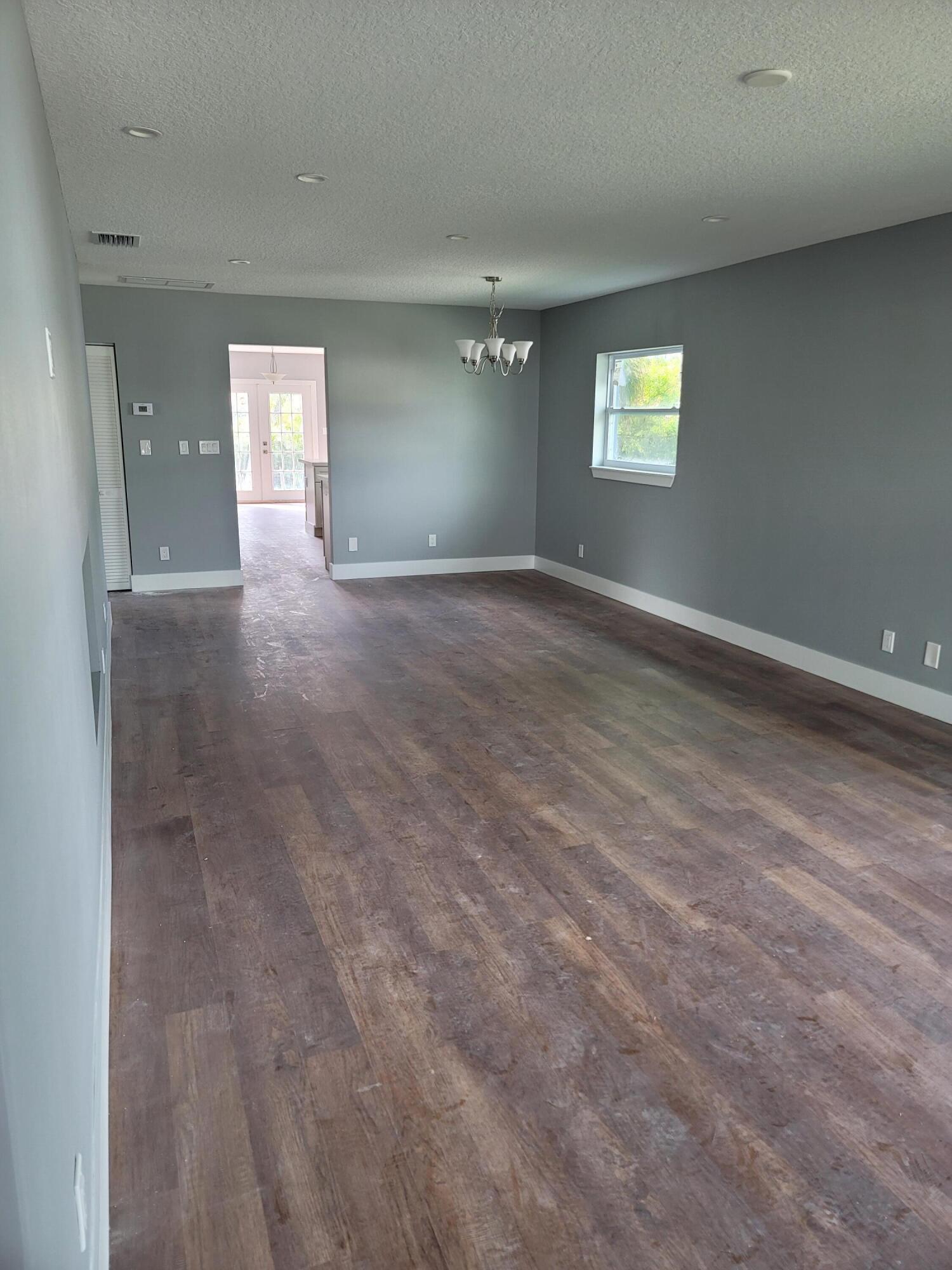 1407 West 32nd Street Riviera Beach, FL 33404 - Photo 13 of 21 20220105_102957