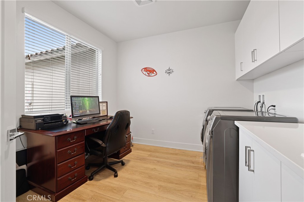 80138 Whisper Rock Way La Quinta, CA 92253 - Photo 27 of 29 a view of workspace with wooden floor