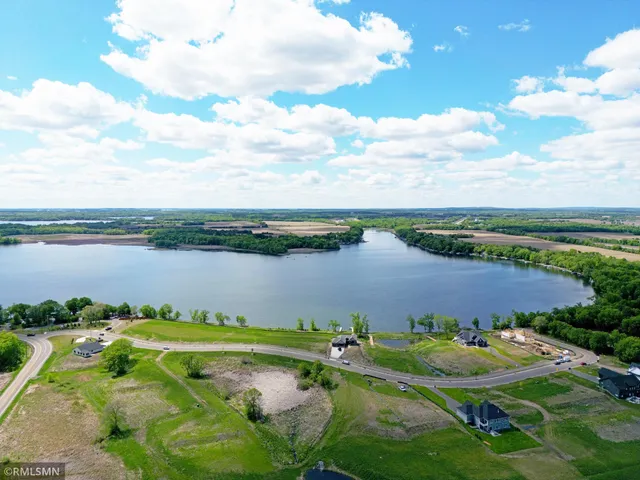 $469,900 | 7550 Lake John Drive, Annandale, MN 55302