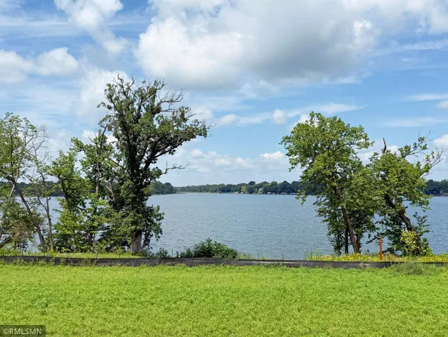 $469,900 | 7550 Lake John Drive, Annandale, MN 55302