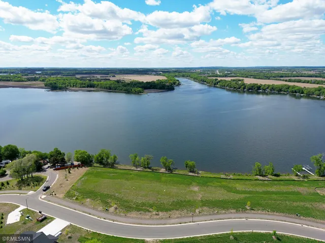 $469,900 | 7550 Lake John Drive, Annandale, MN 55302