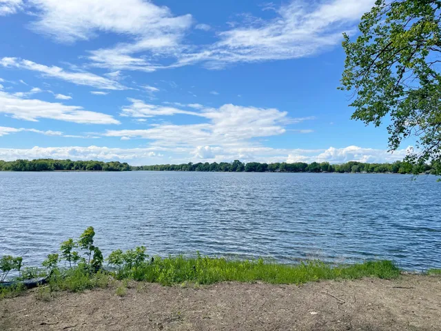 $469,900 | 7550 Lake John Drive, Annandale, MN 55302