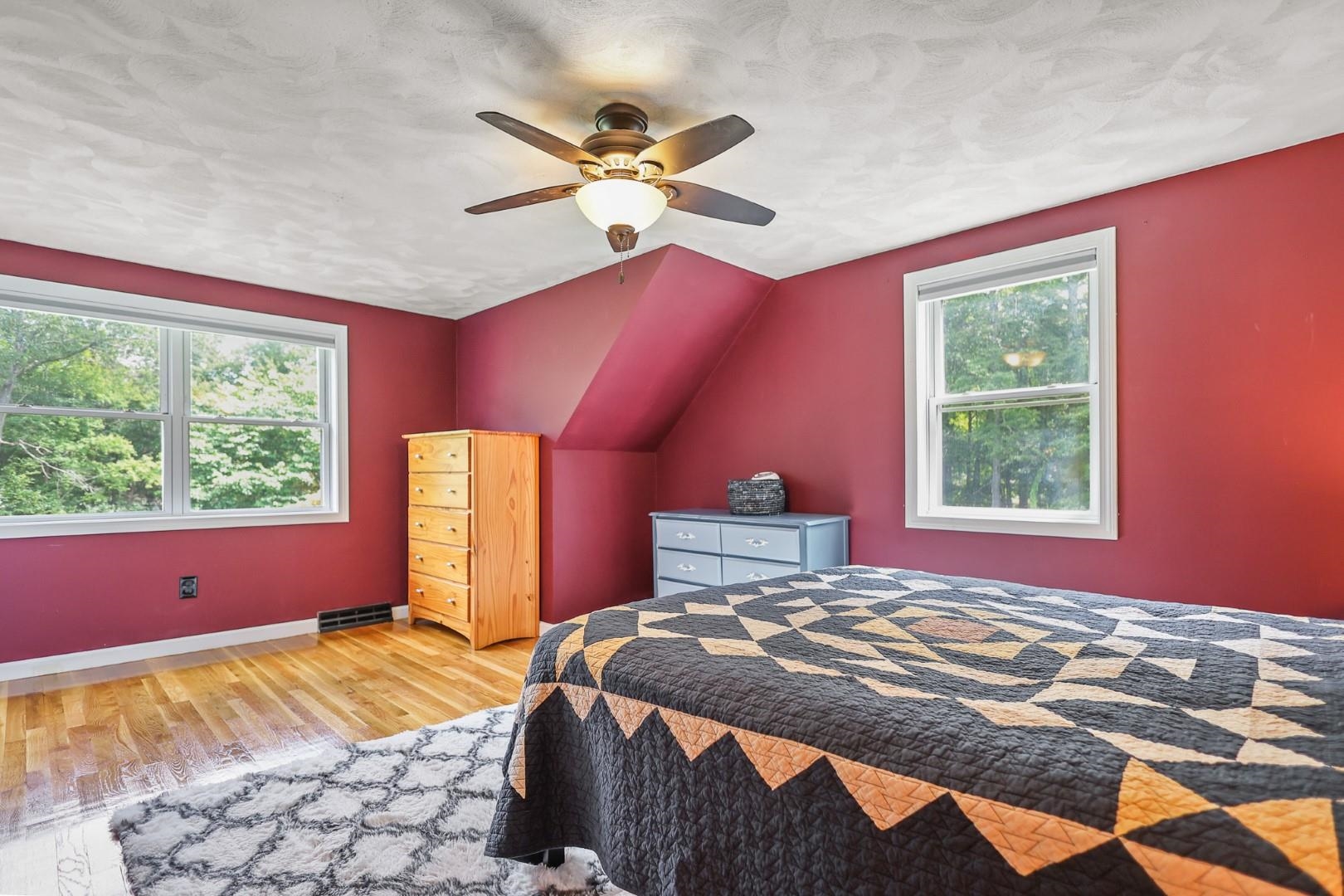 58 Hayden Road Pelham, NH 03076 - Photo 11 of 28