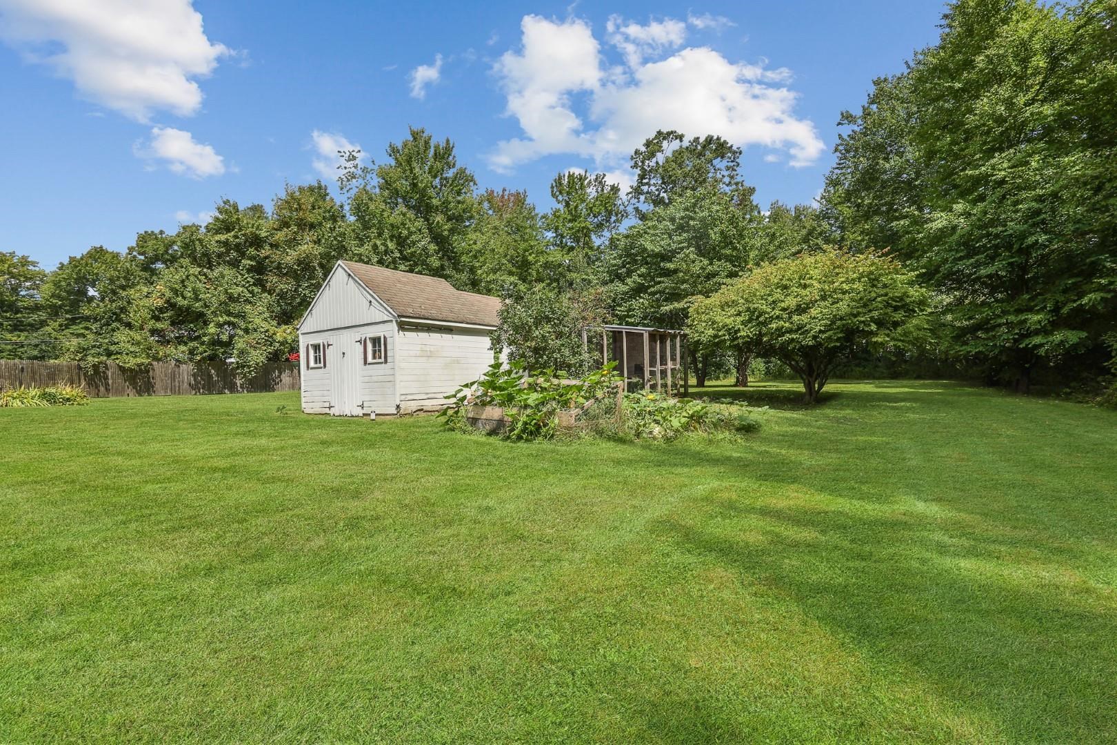 58 Hayden Road Pelham, NH 03076 - Photo 17 of 28