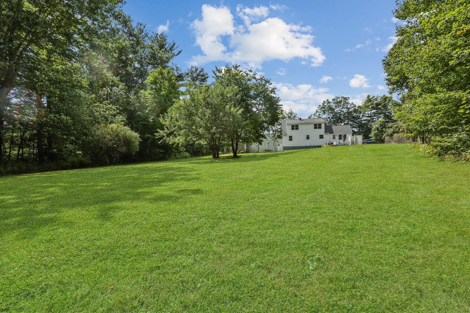 58 Hayden Road Pelham, NH 03076 - Photo 18 of 28