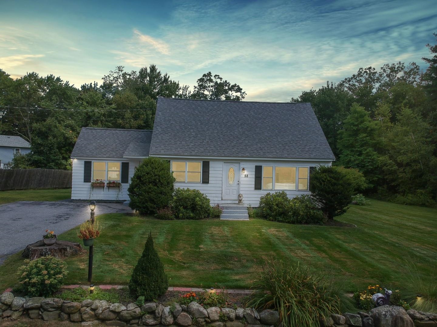 58 Hayden Road Pelham, NH 03076 - Photo 23 of 28