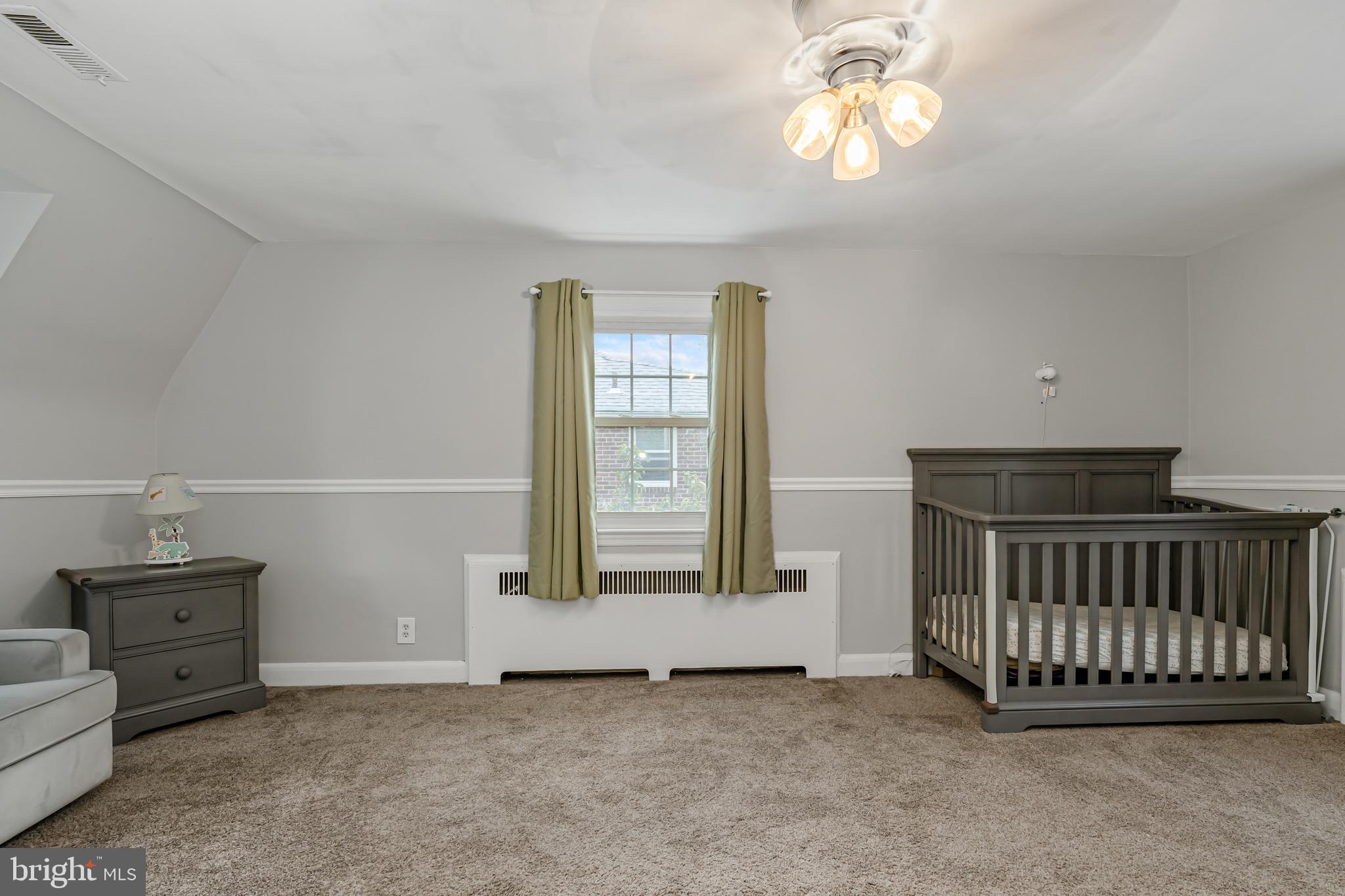 604 Warwick Road Baltimore, MD 21229 - Photo 22 of 36 Perfect Kids Room