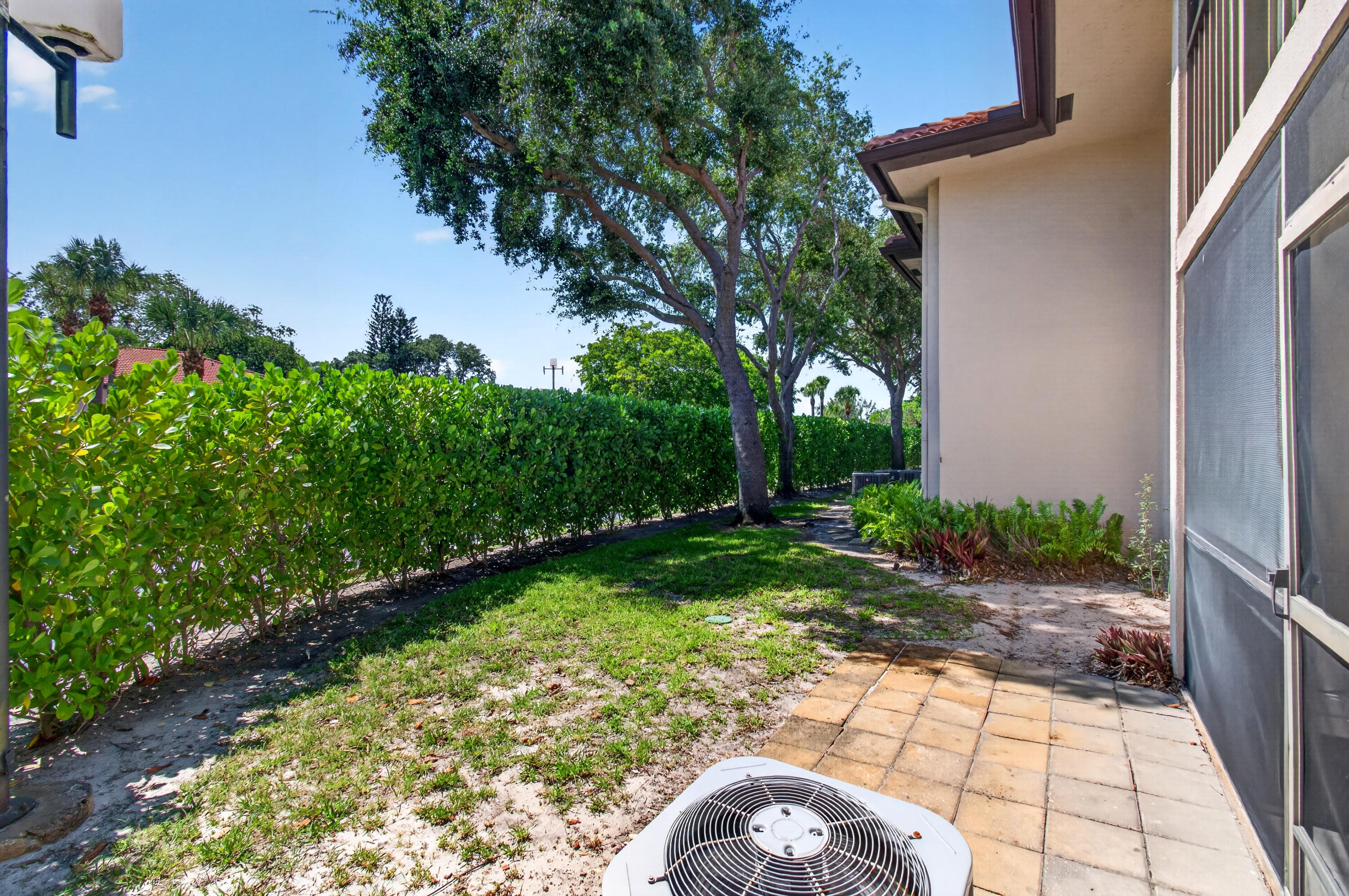 351 Club Circle, Unit 101 Boca Raton, FL 33487 - Photo 50 of 55 50-print-DSC_9005