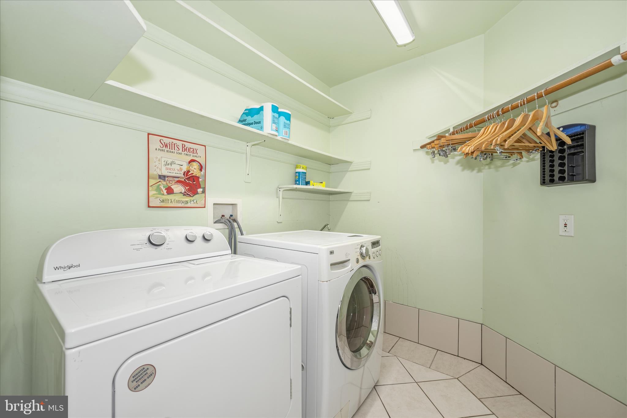 18400 New Cut Road Mount Airy, MD 21771 - Photo 32 of 86 Laundry Room