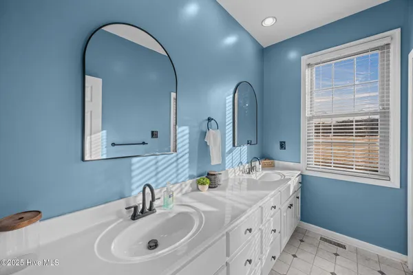 $430,000 | 3310 Mary's Chapel Church Road, Aurora, NC 27806