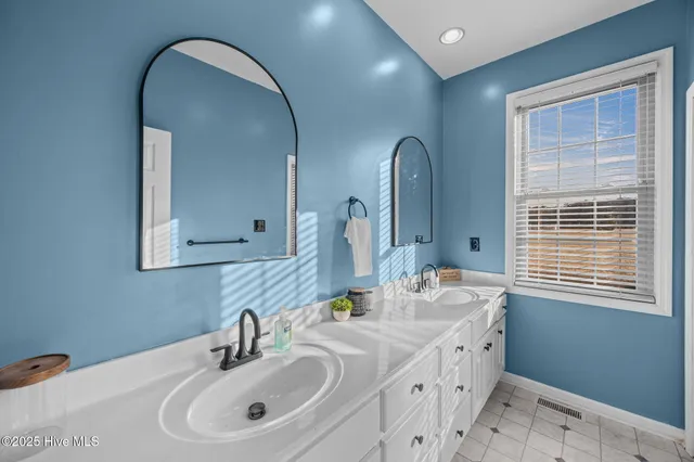 $430,000 | 3310 Mary's Chapel Church Road, Aurora, NC 27806