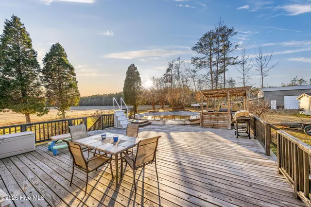 $430,000 | 3310 Mary's Chapel Church Road, Aurora, NC 27806