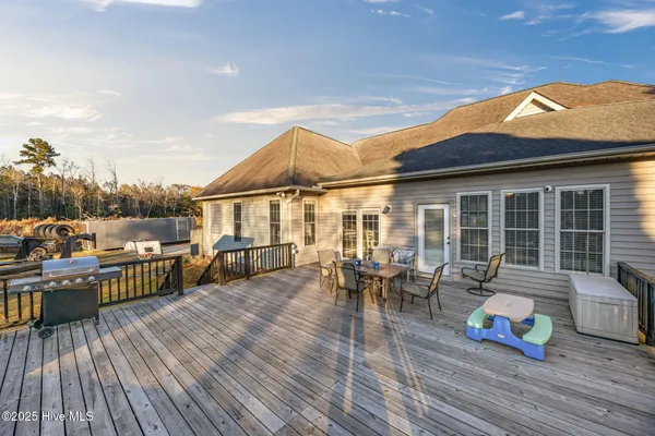 $430,000 | 3310 Mary's Chapel Church Road, Aurora, NC 27806