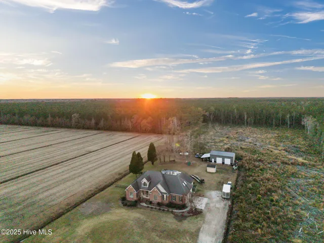 $430,000 | 3310 Mary's Chapel Church Road, Aurora, NC 27806