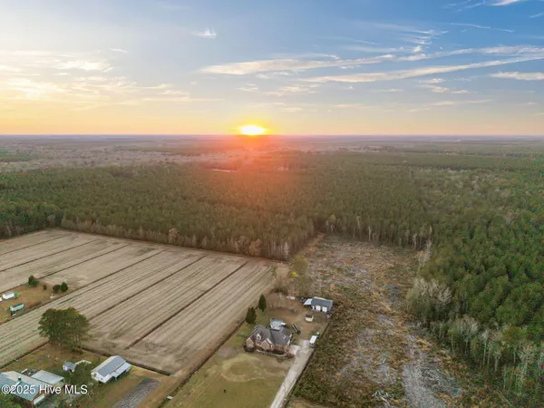 $430,000 | 3310 Mary's Chapel Church Road, Aurora, NC 27806