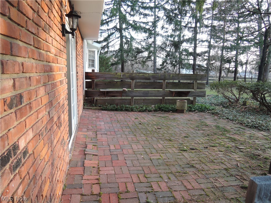 11960 Summers Road Chesterland, OH 44026 - Photo 13 of 17 Private brick patio off family room: great for family fun and entertaining.