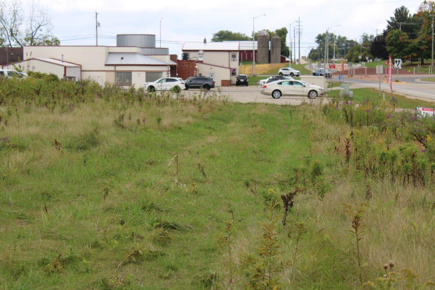 Lt2 Rolling Hills Drive, Unit LT3 Rubicon, WI 53078 - Photo 2 of 3 60 & P