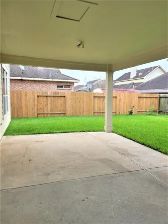 $2,100 | 10026 Gil Jr Lane, Houston, TX 77075