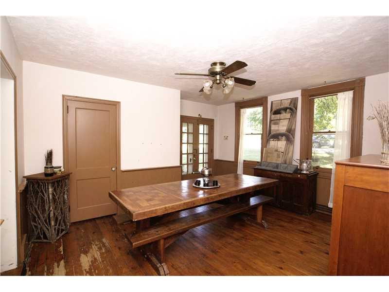425 Sangree Road Pittsburgh, PA 15237 - Photo 6 of 19 Dining Room.